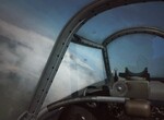Poranený pilot a poškodené lietadlo Poranený pilot a poškodené lietadlo