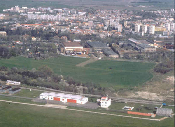 40173 B / 600 x 435 / letiste_lksn.jpg