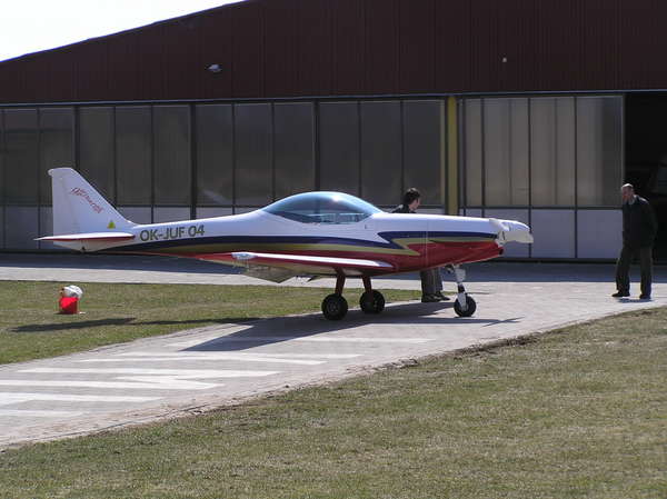 32263 B / 600 x 449 / P4080358.JPG