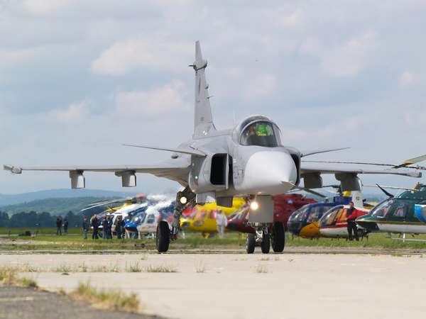 22131 B / 600 x 450 / 92343anet.jpg