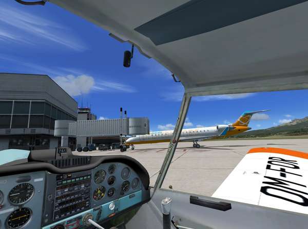26889 B / 600 x 448 / Poprad_FSX.jpg