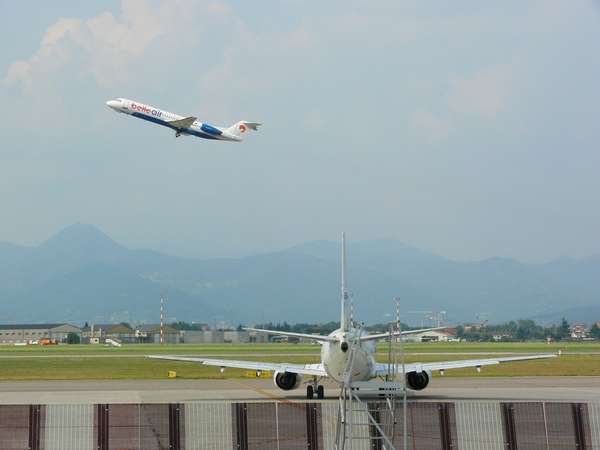 16610 B / 600 x 450 / P1040288m.JPG