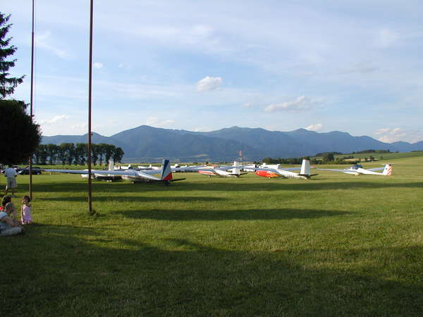 28438 B / 600 x 450 / P7010251.JPG