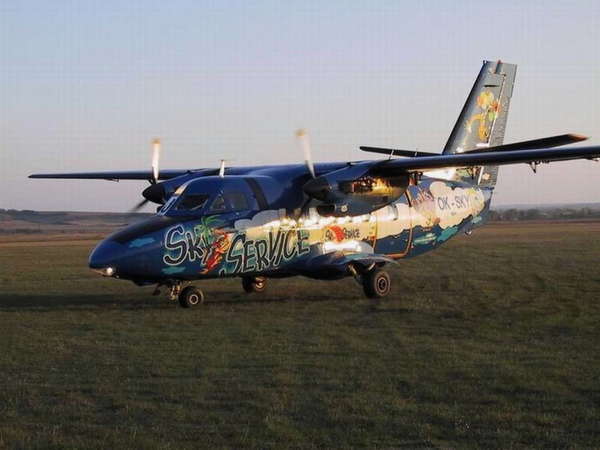 26156 B / 600 x 450 / 2003%20028.jpg