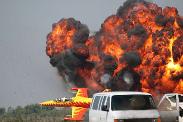26649 B / 600 x 400 / firecat.jpg