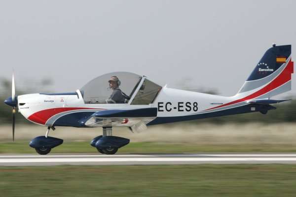 16804 B / 600 x 400 / es8-1_600x400.jpg