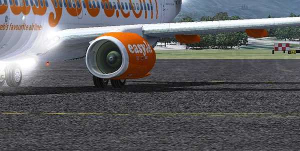 28561 B / 600 x 303 / easyjet.JPG