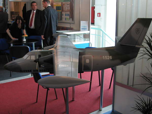 28829 B / 600 x 450 / Snmek1 016.jpg