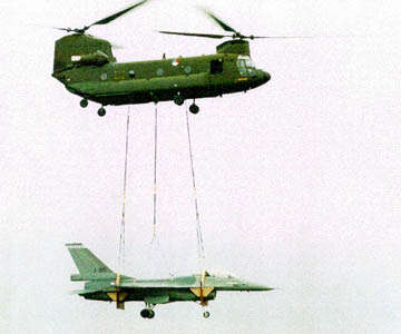 12166 B / 360 x 300 / AIR_CH-47_Dutch_Carrying_F-16_lg.jpg
