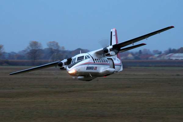 16065 B / 600 x 400 / X.jpg