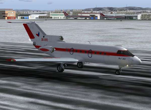 29997 B / 600 x 438 / Jak-40.jpg