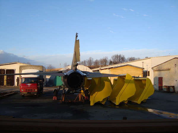 24347 B / 600 x 450 / 3.jpg