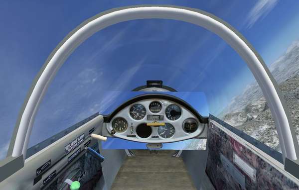 24052 B / 600 x 382 / blanik_front_voFSX.jpg