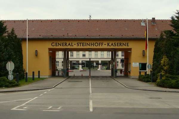 26755 B / 600 x 401 / gatow1.jpg