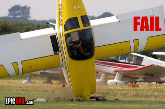 27441 B / 533 x 353 / landing-fail-plane.jpg
