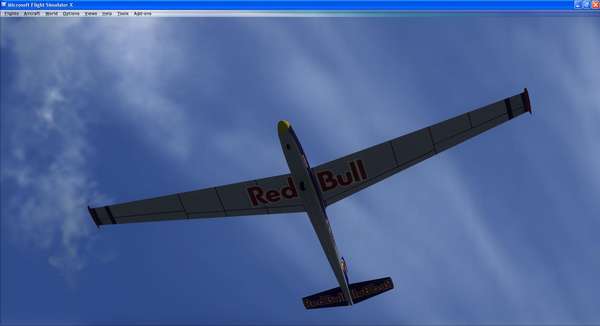 10435 B / 600 x 326 / Blanik_RedBull1.JPG