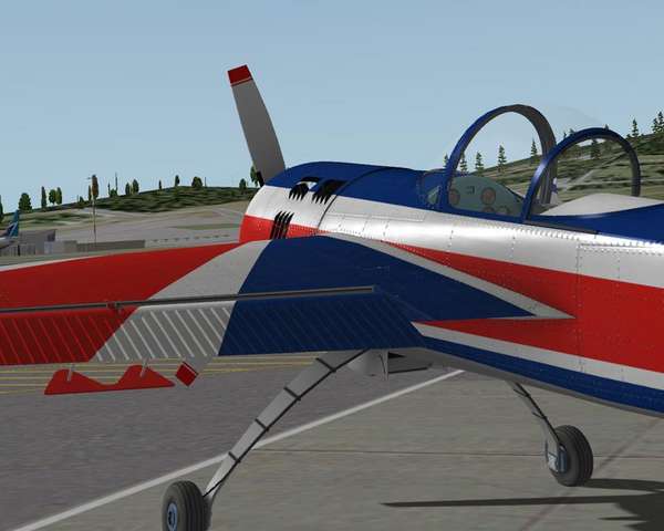 24978 B / 600 x 480 / parked_shiny.jpg