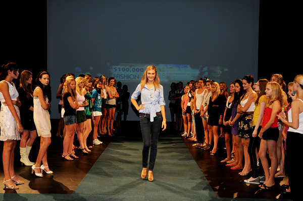 38871 B / 600 x 399 / events2.jpg