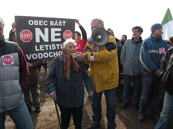 36078 B / 600 x 450 / juchove.jpg