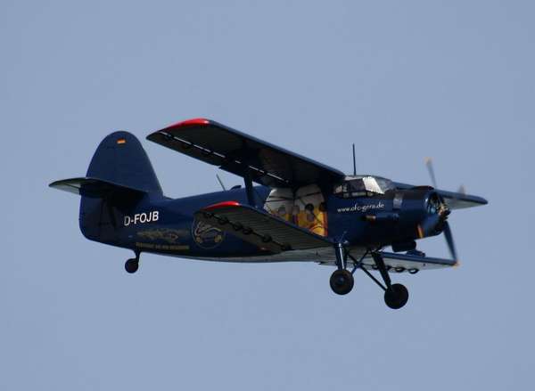 11251 B / 600 x 439 / berlin-schoenefeld-sxf-8378.jpg