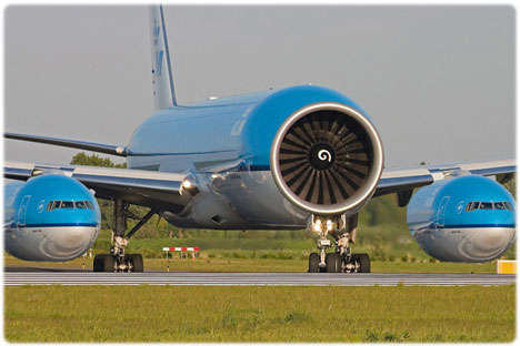 21492 B / 468 x 312 / wow_airplane.jpg