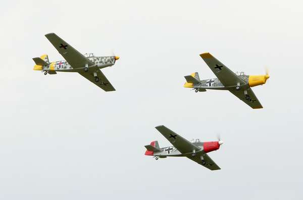 9285 B / 600 x 396 / trio za letu_2.jpg