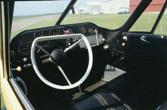 26312 B / 567 x 375 / AEROCAR11.jpg