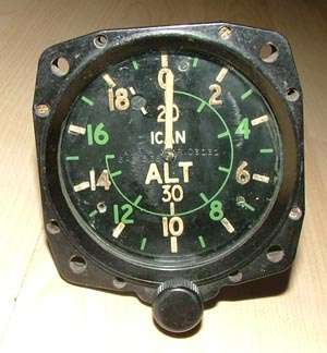 15940 B / 300 x 324 / Altimeter XV 11A Smithh ICAN Lancaster.jpg