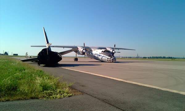 19316 B / 600 x 359 / An-30.jpg