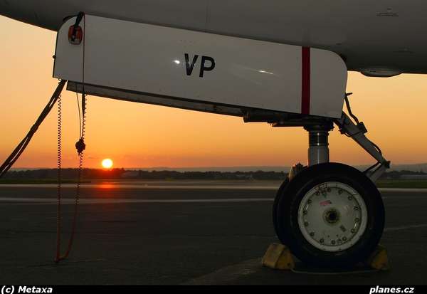 17927 B / 600 x 413 / b737-8k5-ok-tvp-travel-service-tvs-qs-ostrava-osr-lkmt.jpg
