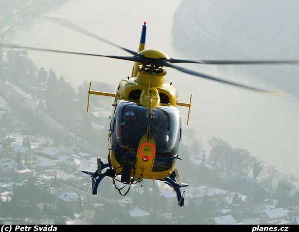 23166 B / 600 x 465 / eurocopter-ec135t2-ok-dsb-delta-system-air-mimo-letiste.jpg