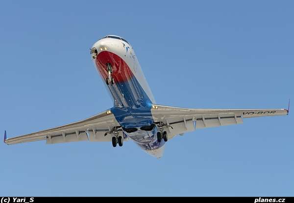 12998 B / 600 x 413 / crj200er-vq-bor-bars-aero-bgm-2b-toronto-lester-b-pearson-yyz-cyyz.jpg