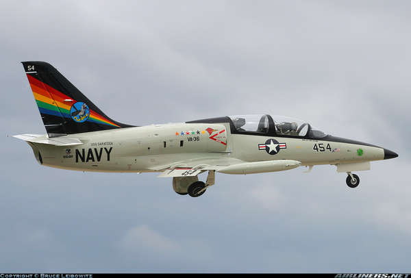 16952 B / 600 x 406 / Aero L-39C Albatros NAVY4.jpg
