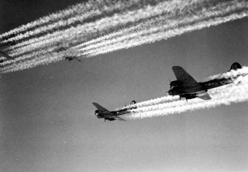 18175 B / 500 x 347 / Boeing-B-17-Flying-Fortress-172_preview.jpg