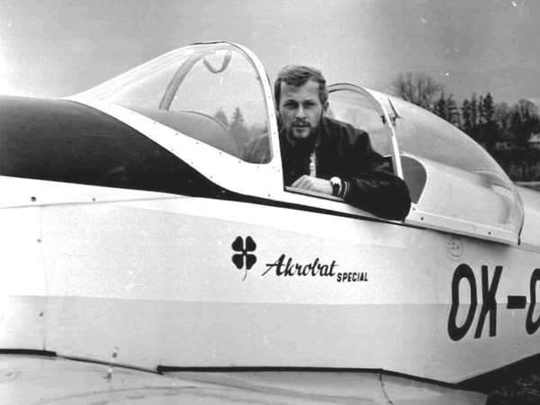 22052 B / 600 x 450 / Polonec v Z-526 ASF.jpg