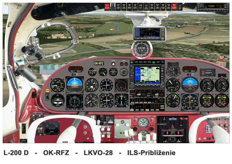 87404 B / 750 x 530 / OK-RFZ_Cockpit.jpg