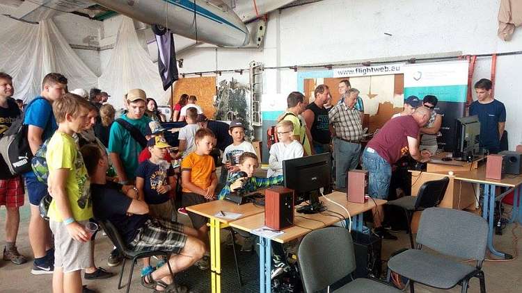 58077 B / 750 x 422 / 14192798_158707407905155_4604380361360585298_n.jpg