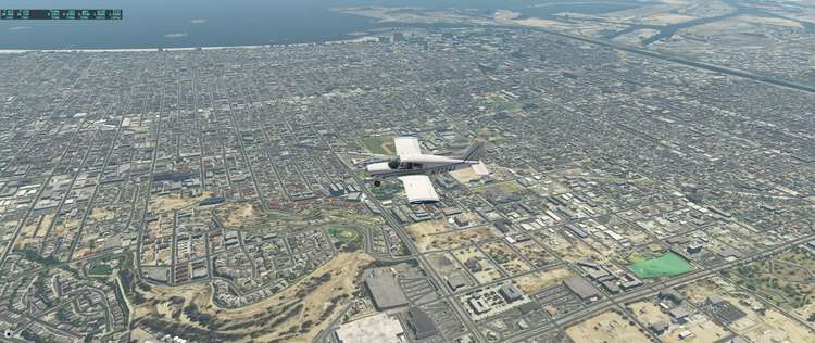 49569 B / 750 x 316 / Cherokee140_C_18.jpg