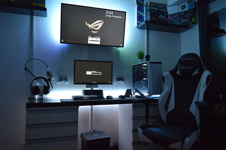 35732 B / 750 x 500 / pc2.jpg