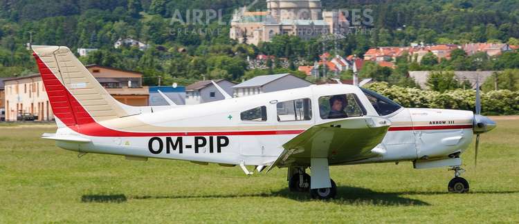 41925 B / 750 x 325 / Piper OM-PIP -1.jpg