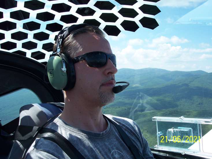 48057 B / 734 x 550 / 100_4106.JPG