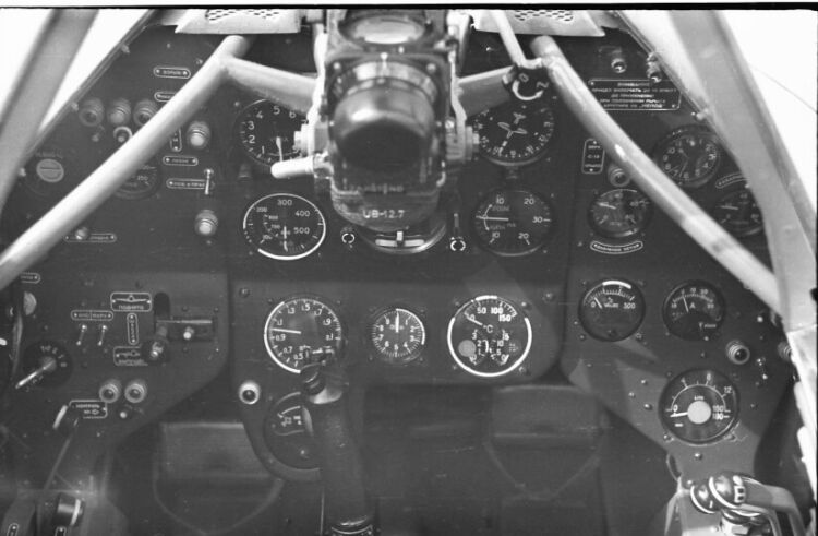 53599 B / 750 x 491 / s182.jpg